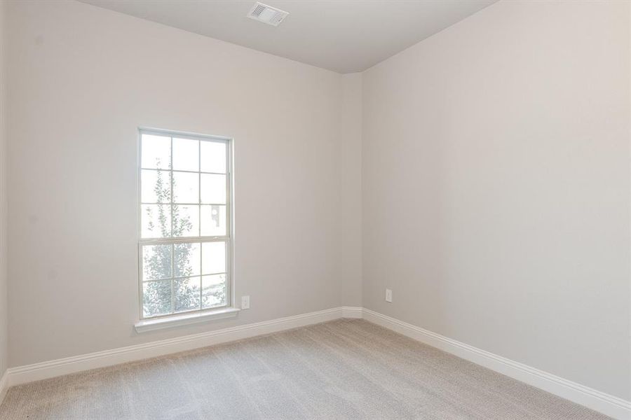 Spacious, unfurnished interior of a new home in Cole Crossing Estates, DeSoto (Image 28).