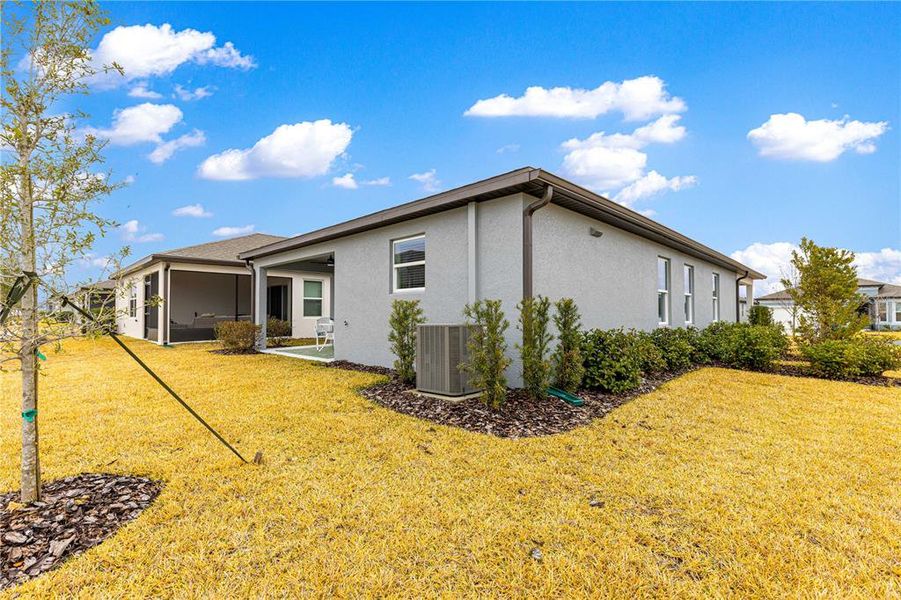 Exterior details and patio area of a home in Pioneer Ranch, Ocala (Image 27).