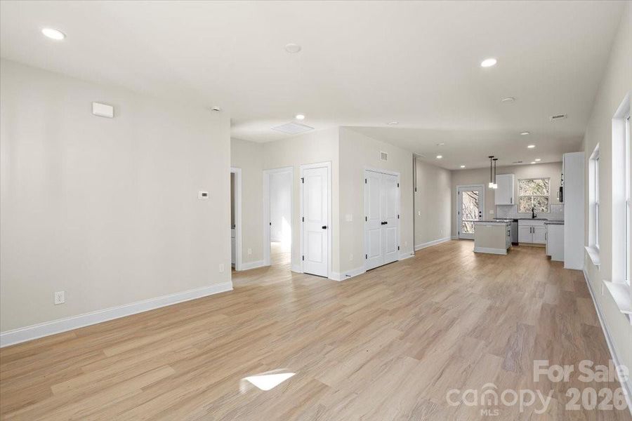 Spacious, unfurnished interior of a new home in , Hickory (Image 16).