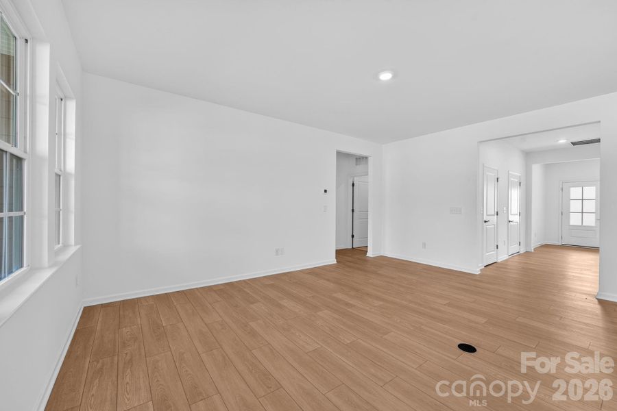 Spacious, unfurnished interior of a new home in Roselyn, Lancaster (Image 25).