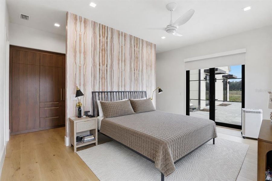 Furnished interior view inside a new home in , Alachua (Image 33).