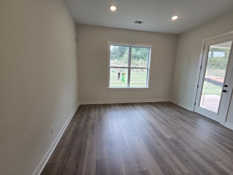 Spacious, unfurnished interior of a new home in Twin Oaks, Oakland (Image 10). Spacious, unfurnished interior of a new home in Twin Oaks, Oakland (Image 10).
