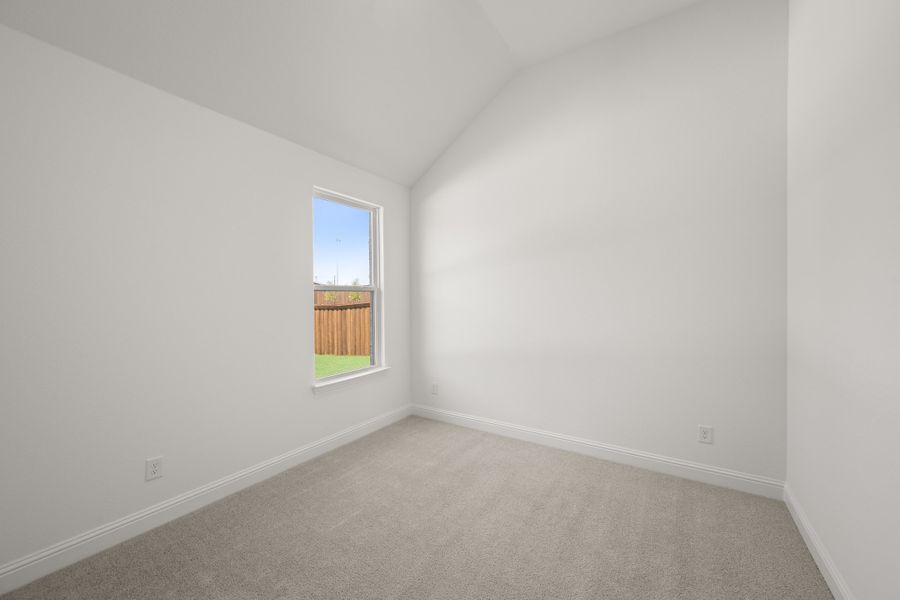 Spacious, unfurnished interior of a new home in Redden Farms, Midlothian (Image 17).