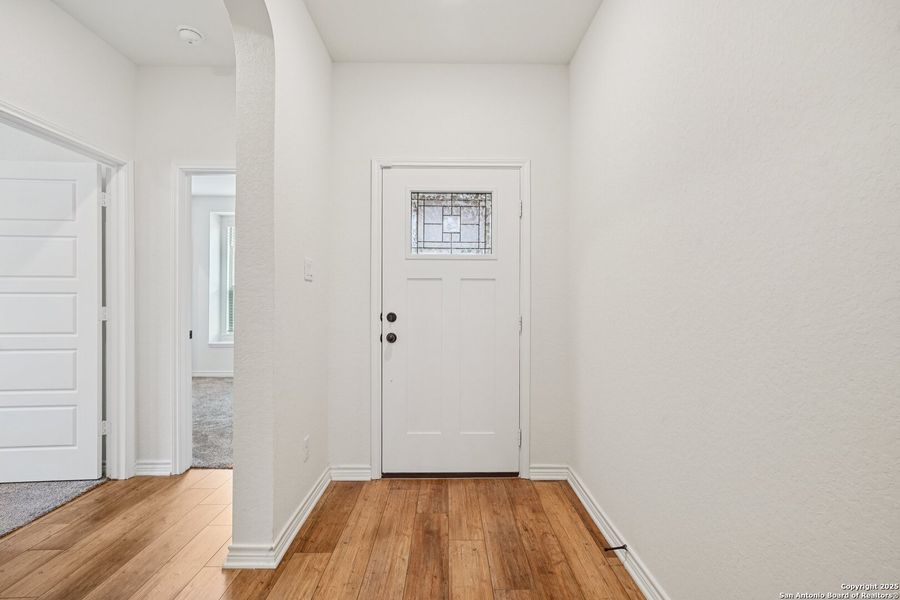 Image 39 of a home in Canyon Crest. Image 39 of a home in Canyon Crest.