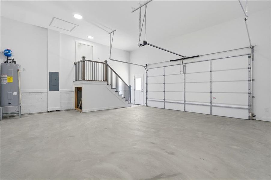 Spacious, unfurnished interior of a new home in , Atlanta (Image 21). Spacious, unfurnished interior of a new home in , Atlanta (Image 21).