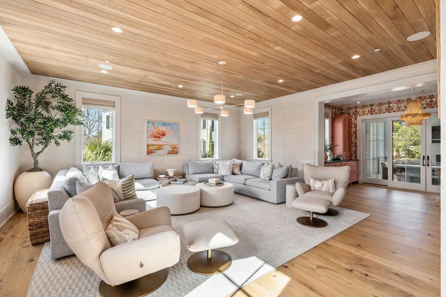 Furnished interior view inside a new home in , Charleston (Image 73).