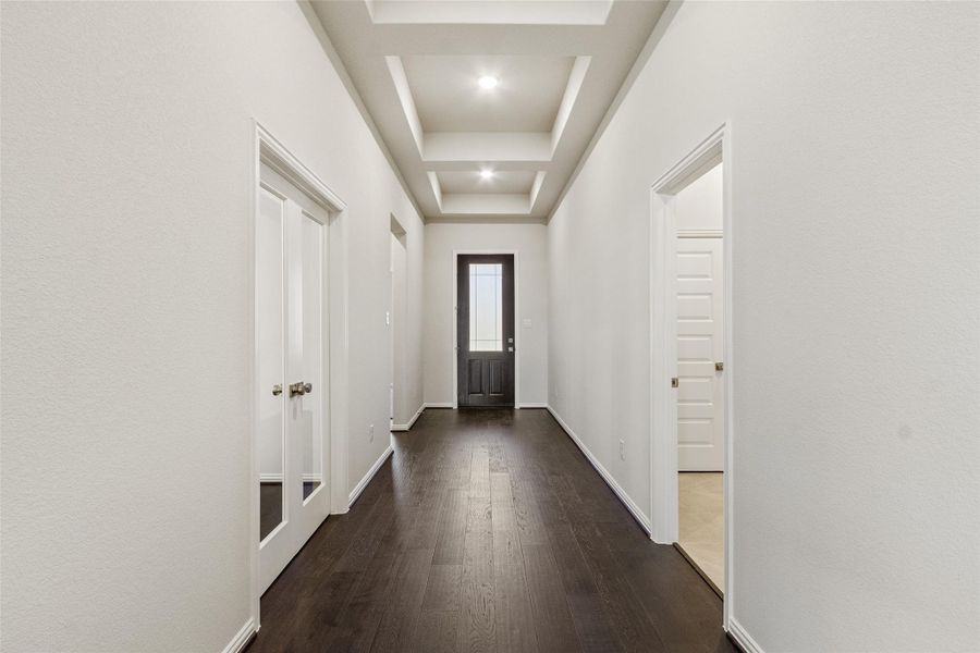 Spacious, unfurnished interior of a new home in Sunterra, Katy (Image 28).