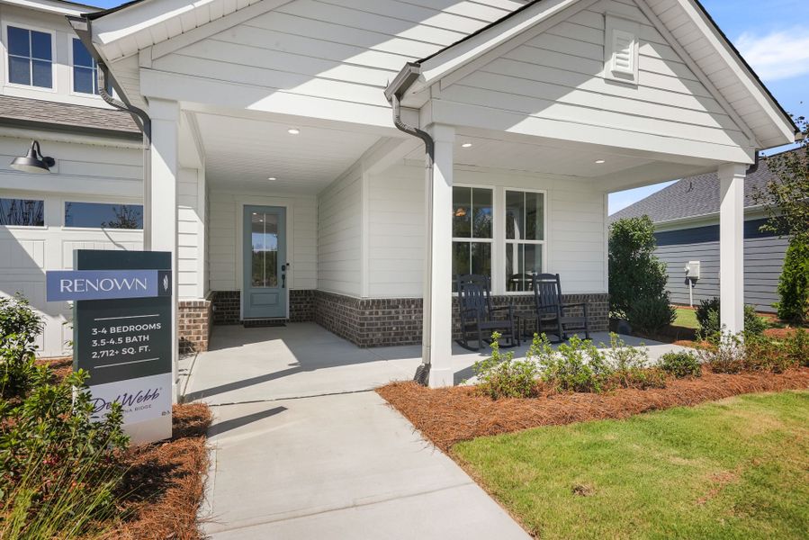 Representative exterior details of a home built from the Renown by Del Webb in Del Webb Carolina Ridge, Midland (Image 4).
