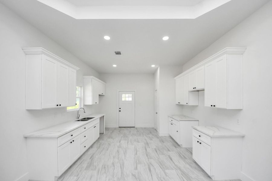 Furnished interior view inside a new home in , Splendora (Image 9).