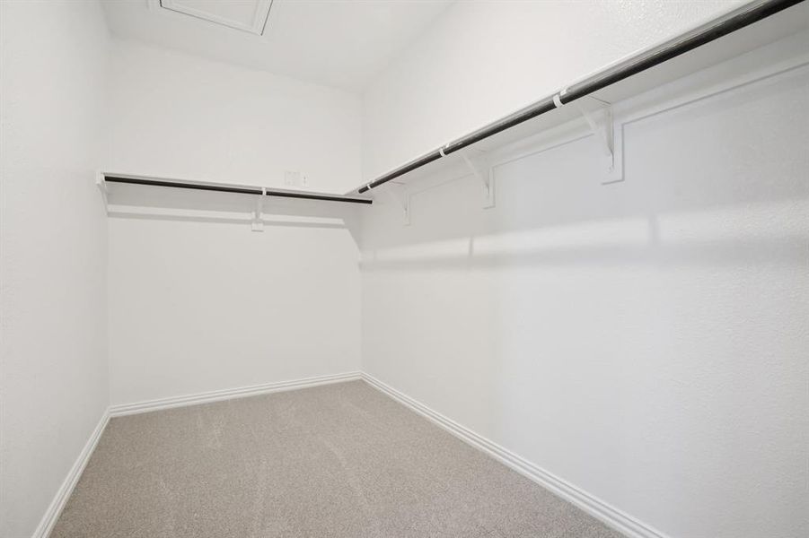 Spacious, unfurnished interior of a new home in Stonehaven, Seagoville (Image 26). Spacious, unfurnished interior of a new home in Stonehaven, Seagoville (Image 26).