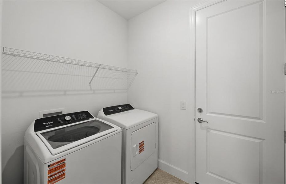 Close-up of interior finishes inside a home in Del Webb Catalina, Lakewood Ranch (Image 8). Close-up of interior finishes inside a home in Del Webb Catalina, Lakewood Ranch (Image 8).