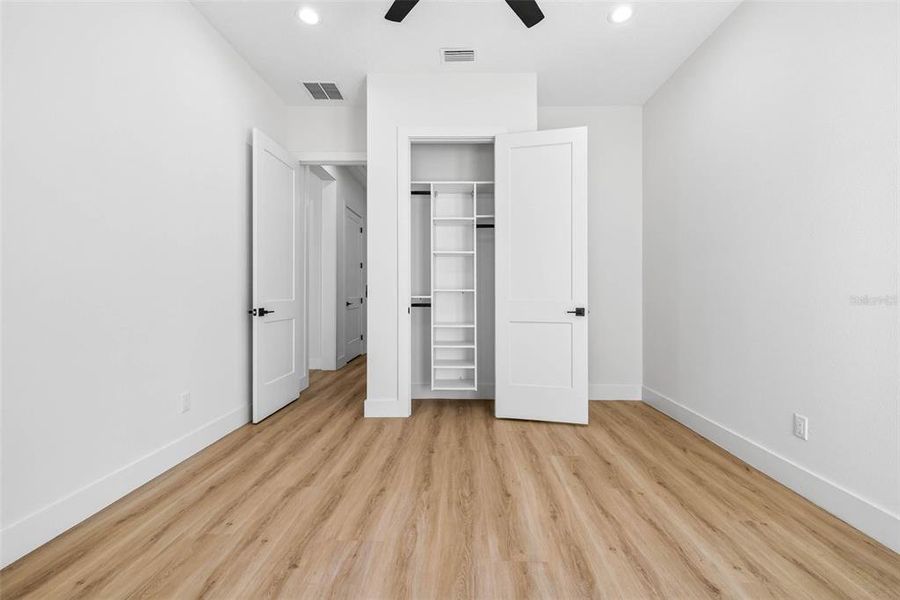 Spacious, unfurnished interior of a new home in , Dade City (Image 70). Spacious, unfurnished interior of a new home in , Dade City (Image 70).