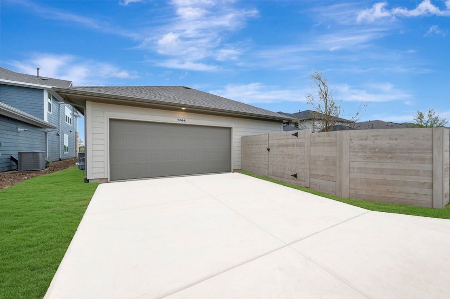 Exterior details and patio area of a home in Painted Tree, McKinney (Image 18).