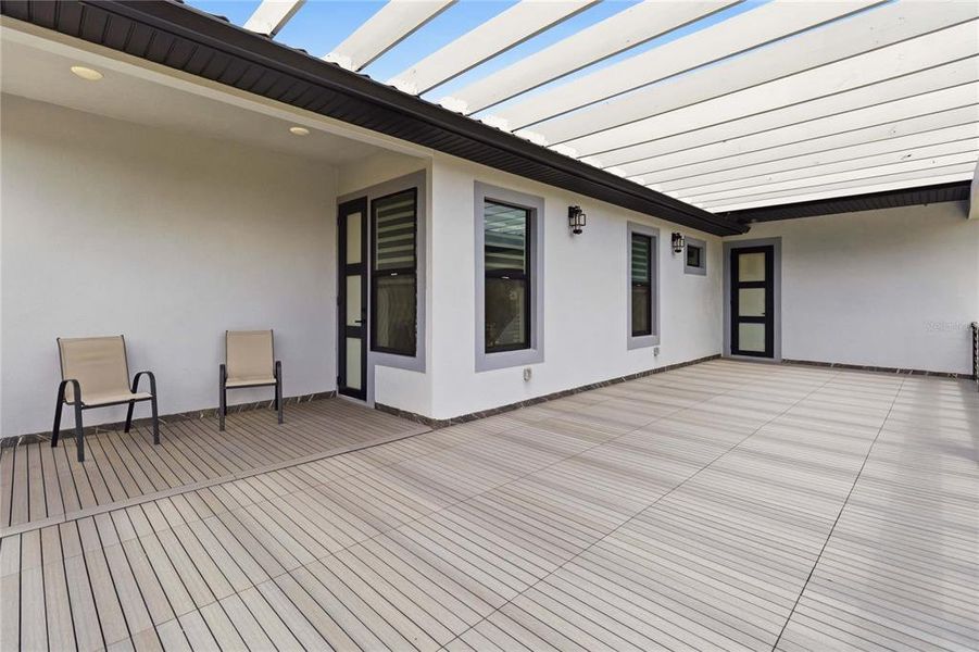 Exterior details and patio area of a home in , Groveland (Image 28).