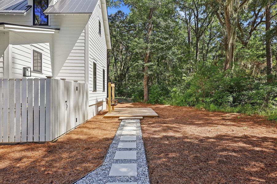 Exterior details and patio area of a home in , Seabrook (Image 41).