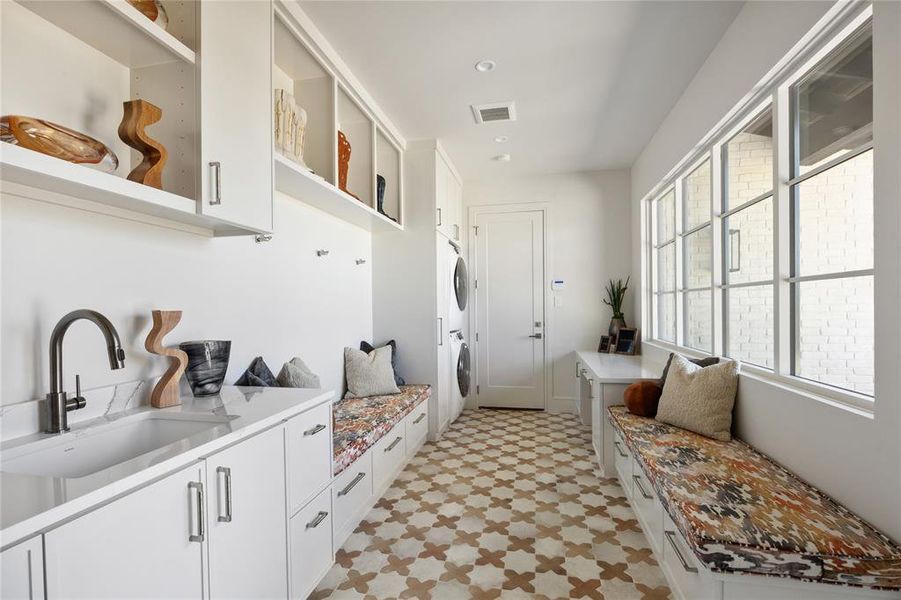 Furnished interior view inside a new home in , Fort Worth (Image 16).