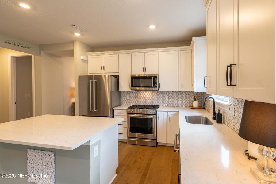 Furnished interior view inside a new home in , Ponte Vedra (Image 17).