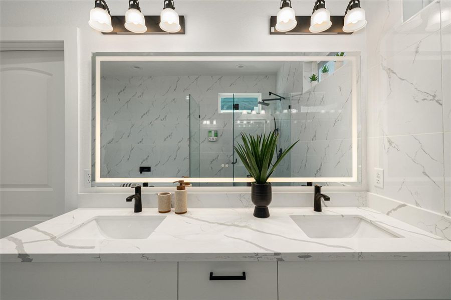 Close-up of interior finishes inside a home in , Houston (Image 20). Close-up of interior finishes inside a home in , Houston (Image 20).