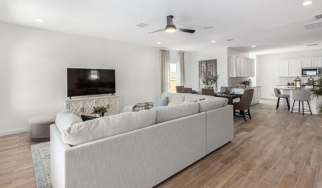 Furnished interior view inside a new home in Entrada Del Toro at Rancho Sahuarita, Sahuarita (Image 5). Furnished interior view inside a new home in Entrada Del Toro at Rancho Sahuarita, Sahuarita (Image 5).