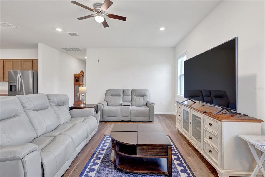 Furnished interior view inside a new home in , Winter Garden (Image 18).