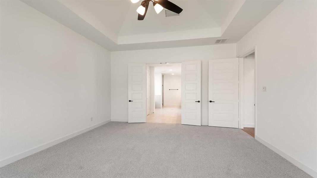 Spacious, unfurnished interior of a new home in Somerset Park 80', Rockwall (Image 23).