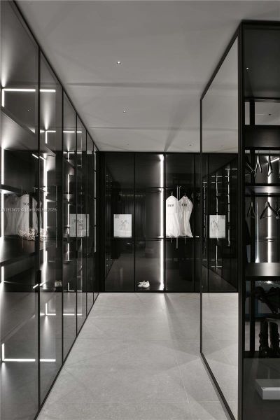 Community amenities in , Miami Beach (Image 29).