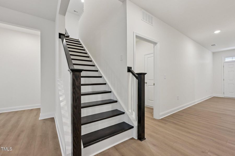 22-web-or-mls-Alden Wy-S3107-022