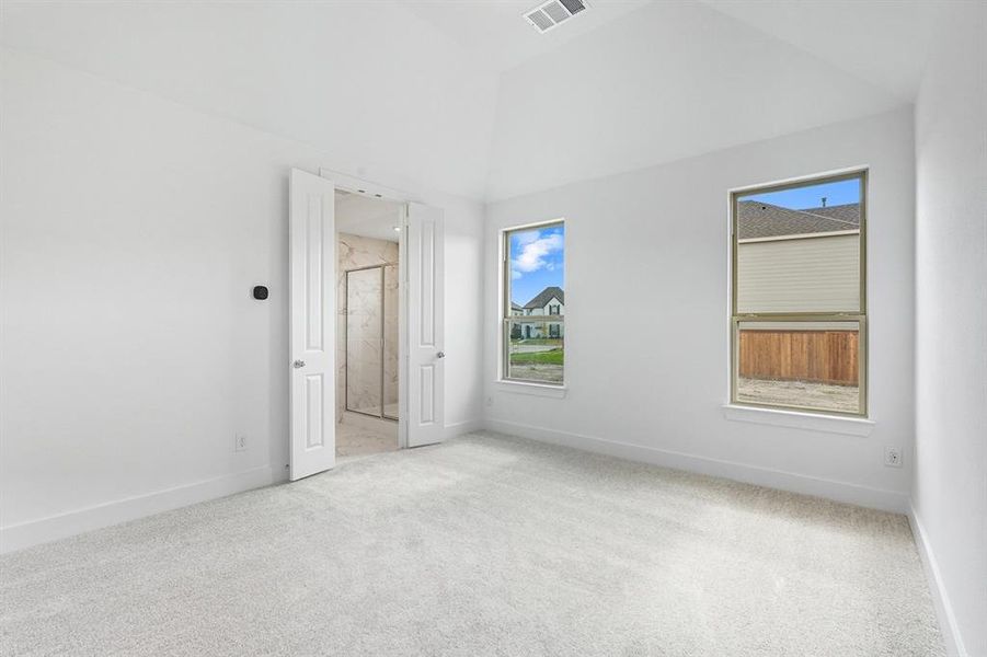 Spacious, unfurnished interior of a new home in Waterscape: 40ft. lots, Royse City (Image 21). Spacious, unfurnished interior of a new home in Waterscape: 40ft. lots, Royse City (Image 21).