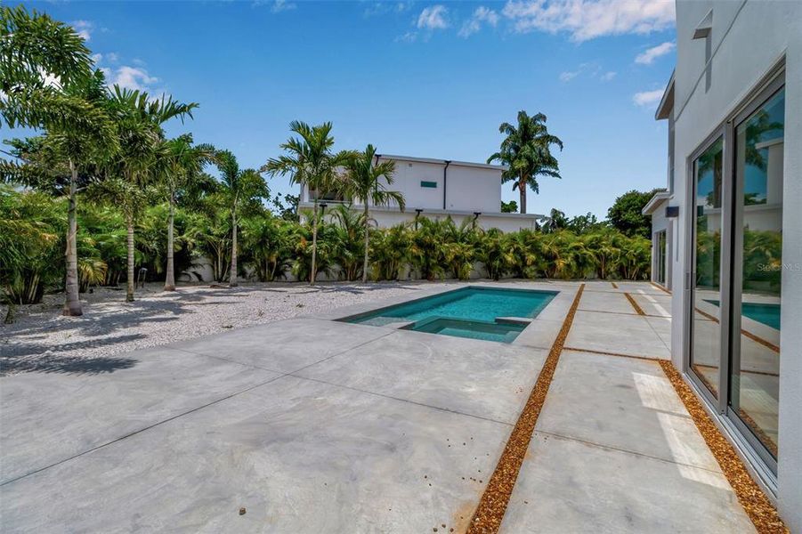 Front exterior of a new home in , Sarasota, FL, highlighting curb appeal (Image 28).