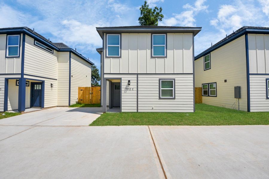 Front exterior of a new home in , Houston, TX, highlighting curb appeal (Image 2).