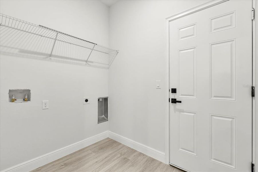 Spacious, unfurnished interior of a new home in , Citrus Springs (Image 17). Spacious, unfurnished interior of a new home in , Citrus Springs (Image 17).