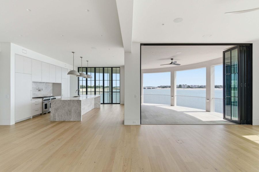 Spacious, unfurnished interior of a new home in , Sullivan's Island (Image 59).