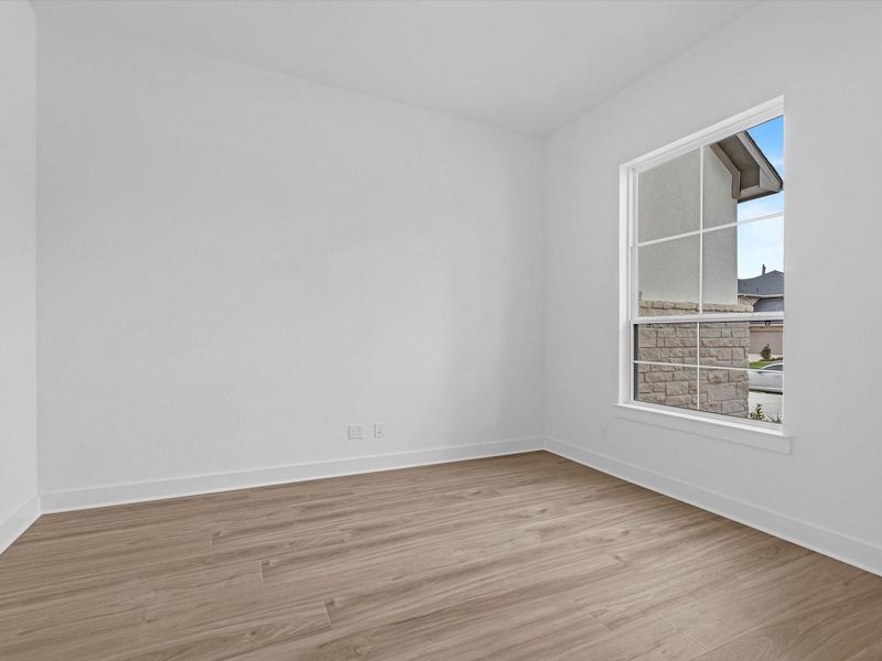 Spacious, unfurnished interior of a new home in Cross Creek Ranch 65′, Fulshear (Image 20). Spacious, unfurnished interior of a new home in Cross Creek Ranch 65′, Fulshear (Image 20).