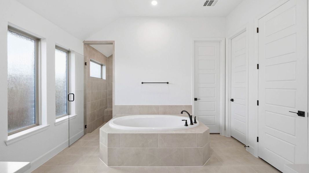 Furnished interior view inside a new home in Hillstead, Lavon (Image 15).