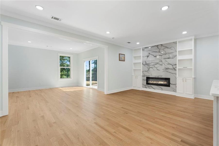 Spacious, unfurnished interior of a new home in , Summerville (Image 38).