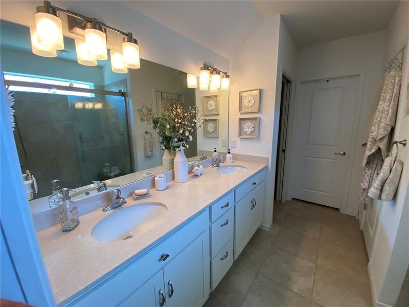 Furnished interior view inside a new home in , Parrish (Image 32).