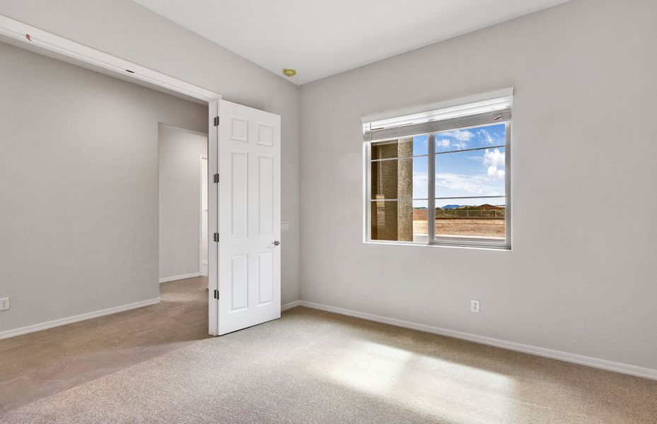 Spacious, unfurnished interior of a new home in Del Webb at Rocking K, Tucson (Image 21).