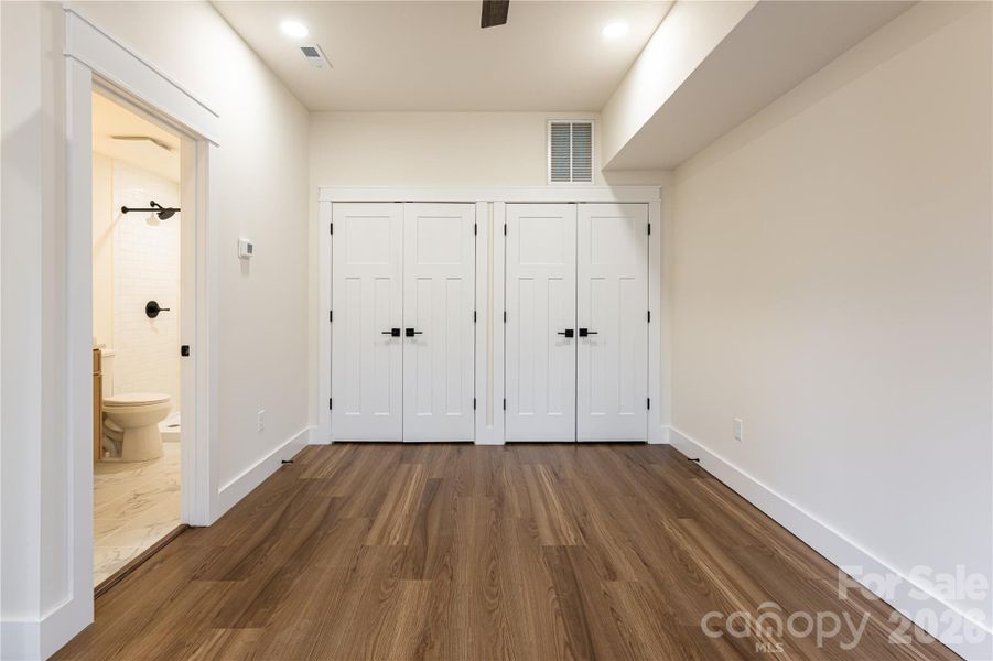 Spacious, unfurnished interior of a new home in , Black Mountain (Image 20).