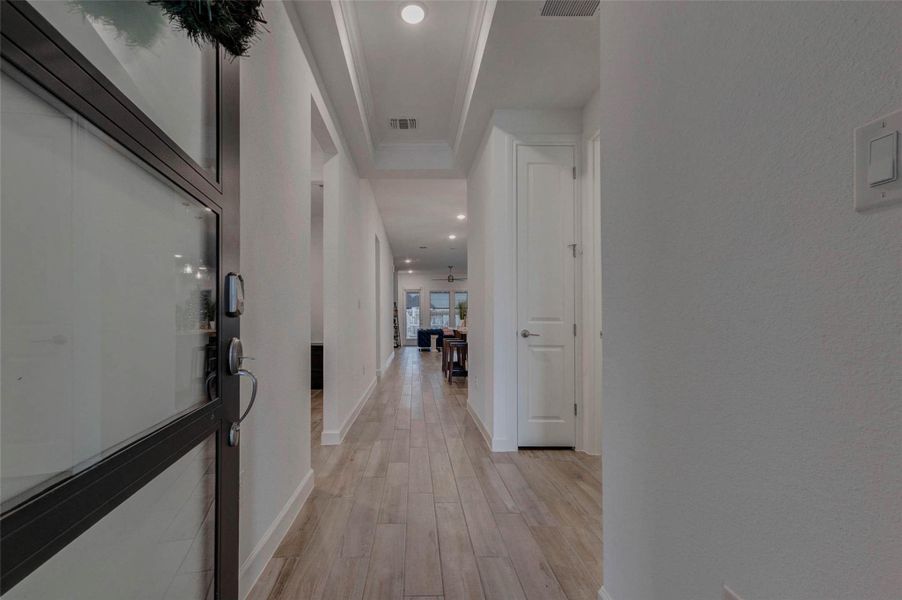 Spacious, unfurnished interior of a new home in Katy Court, Katy (Image 20).