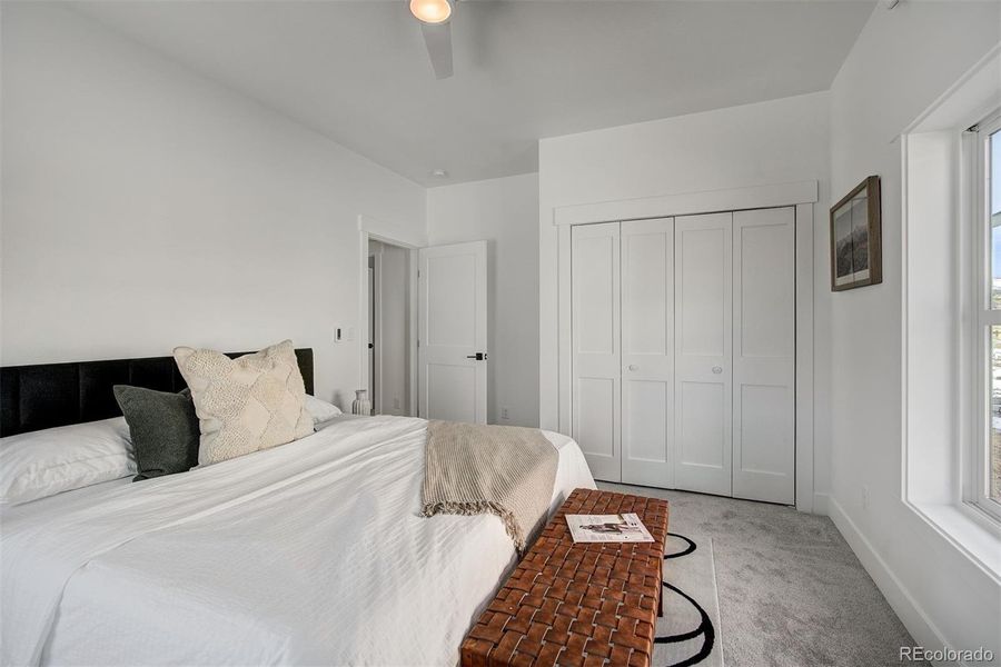 Lincoln Model Home Photos. Same model home by same builder.