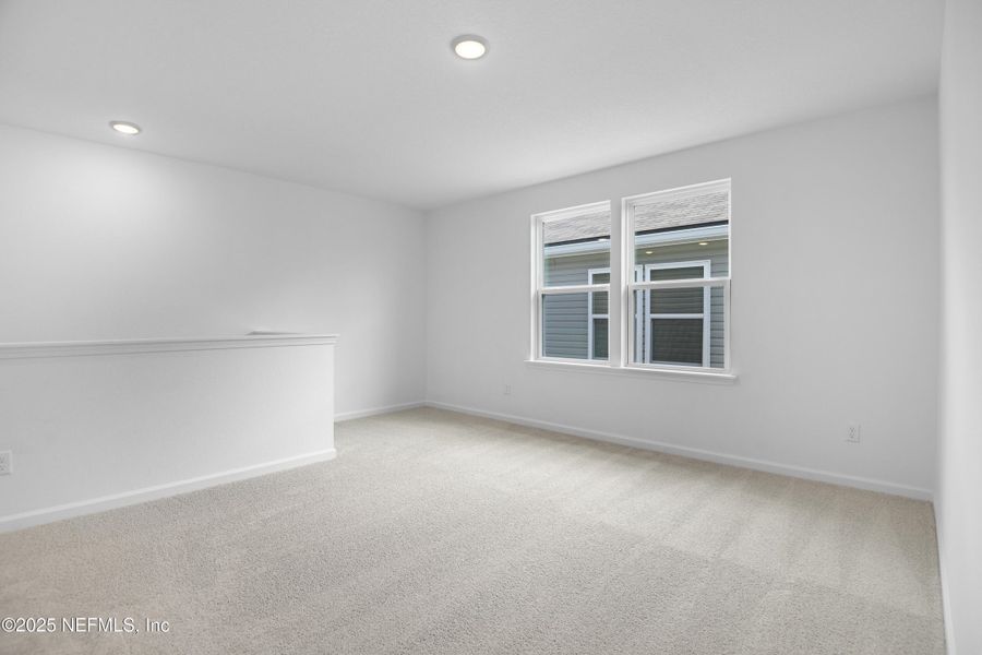Spacious, unfurnished interior of a new home in , Jacksonville (Image 13).