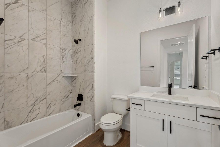 Furnished interior view inside a new home in Hallimore Ranch, Rosenberg (Image 11).