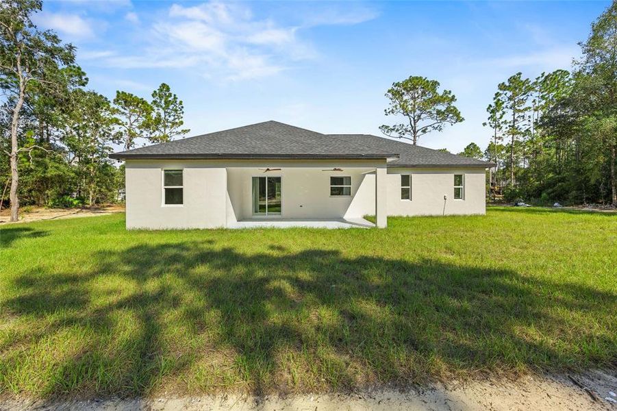 Exterior details and patio area of a home in , Ocala (Image 15).
