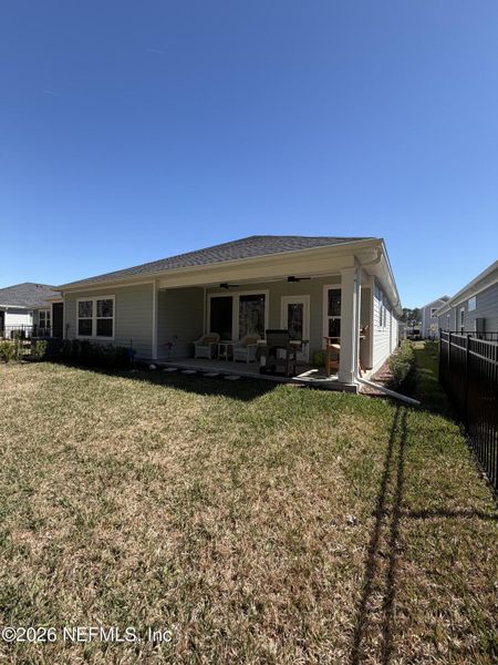Exterior details and patio area of a home in , Yulee (Image 24).