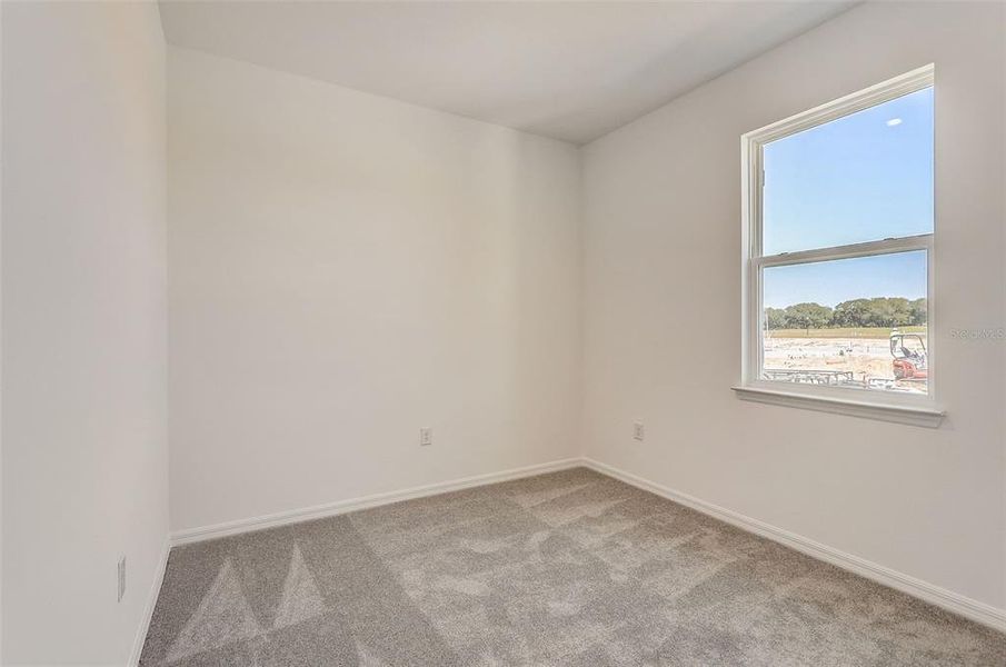 Spacious, unfurnished interior of a new home in Sunset Lakes Estates, Mascotte (Image 23).