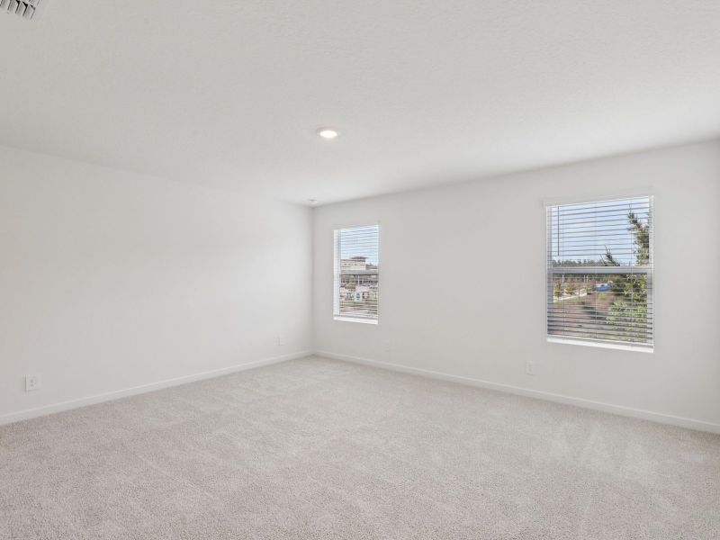 Spacious, unfurnished interior of a new home in Parkside at Shearwater, St. Augustine (Image 11).