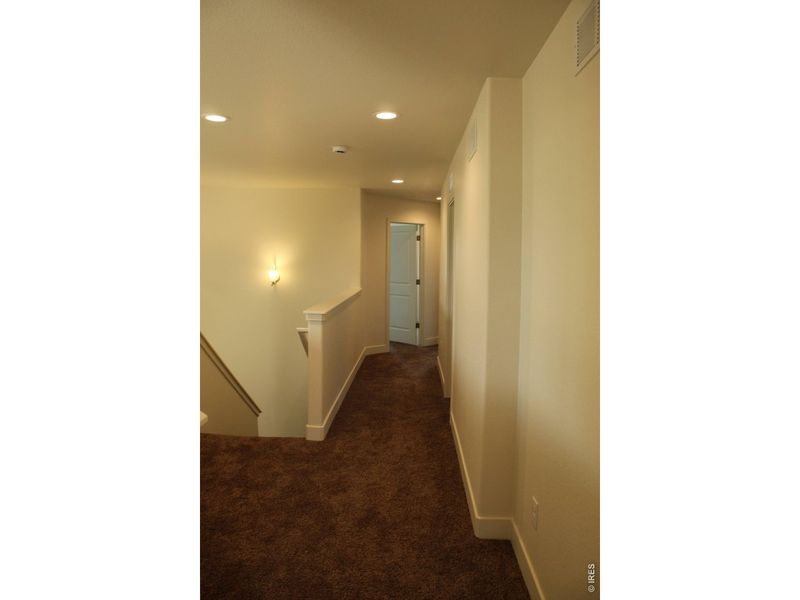 Spacious, unfurnished interior of a new home in , Johnstown (Image 18).