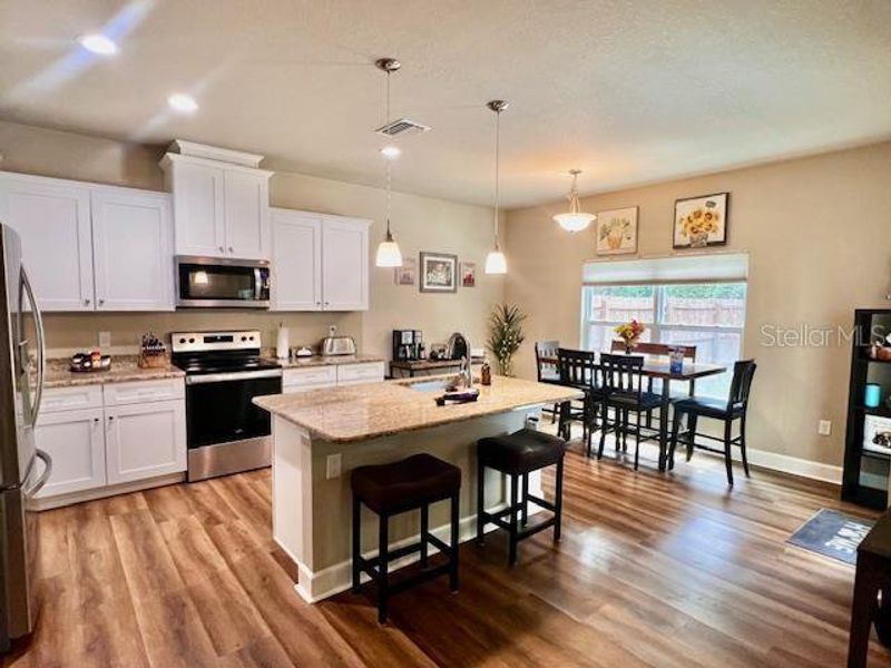 Furnished interior view inside a new home in , Chiefland (Image 17). Furnished interior view inside a new home in , Chiefland (Image 17).