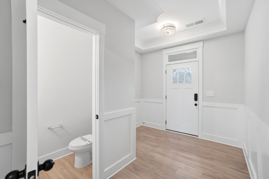 Spacious, unfurnished interior of a new home in Blythe Mill Townhomes, Waxhaw (Image 13).