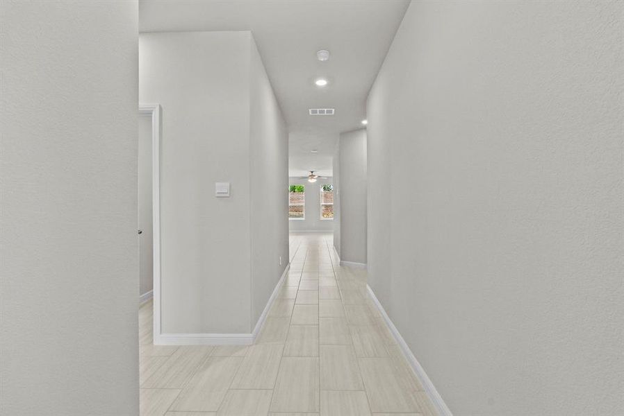 Spacious, unfurnished interior of a new home in Terra Trace, Fort Worth (Image 16). Spacious, unfurnished interior of a new home in Terra Trace, Fort Worth (Image 16).